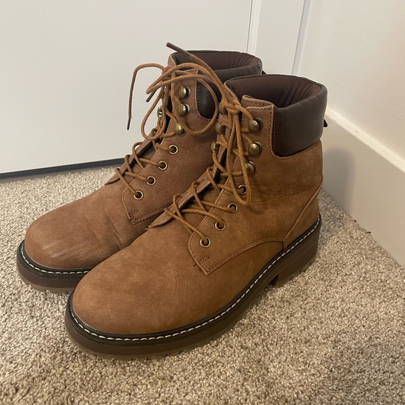 Boots - Picture 2 of 2